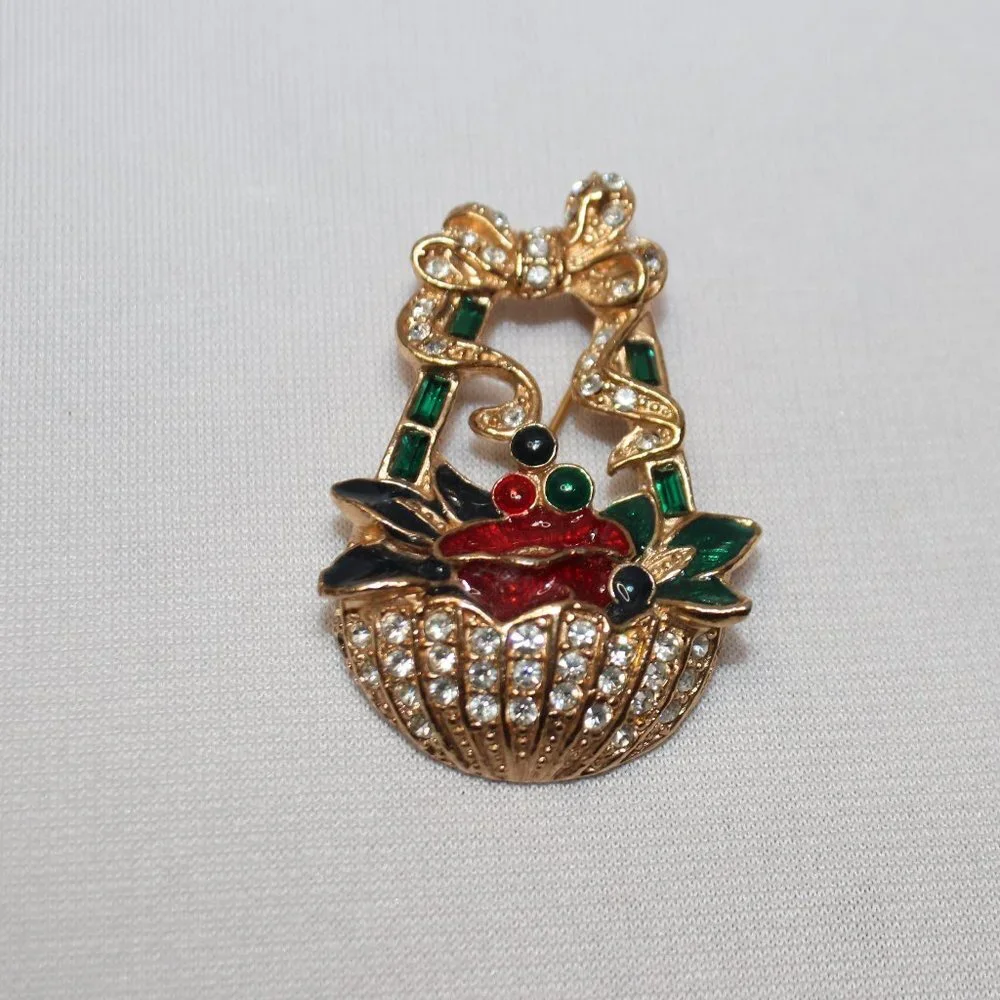 Vintge Roman Basket of Flowers Brooch